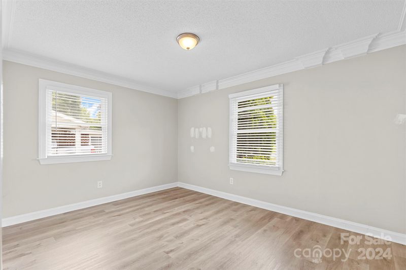 4805 April Dr, Gastonia, NC 28056
