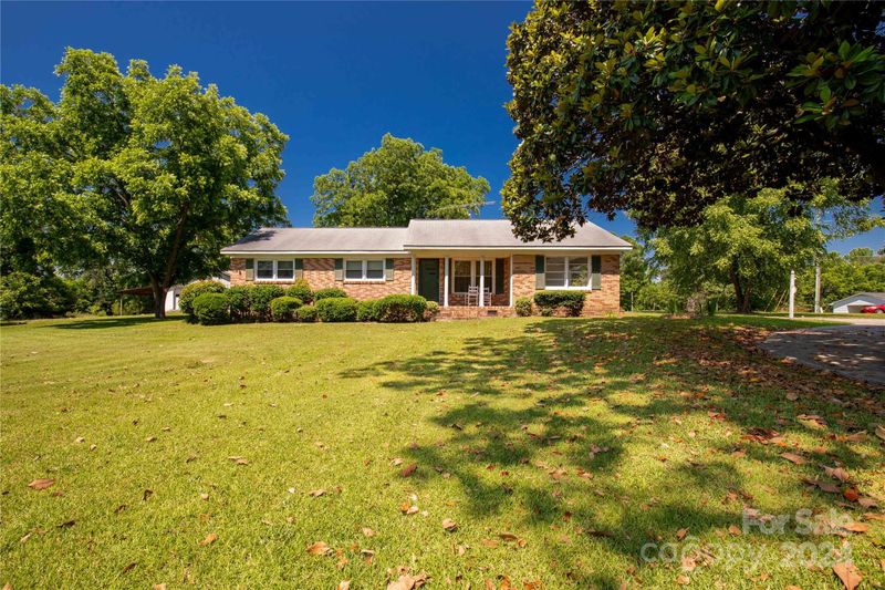 304 S Main St, Heath Springs, SC 29058