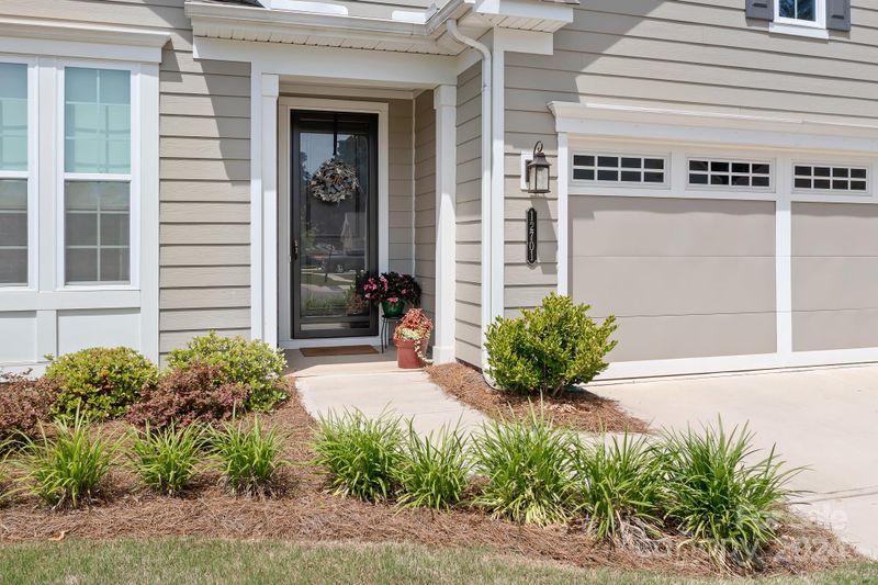 12701 Old Iron Ln, Charlotte, NC 28215