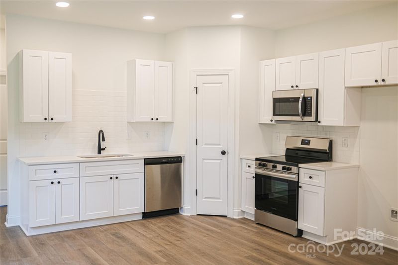 2520 Milton Ave, Gastonia, NC 28052