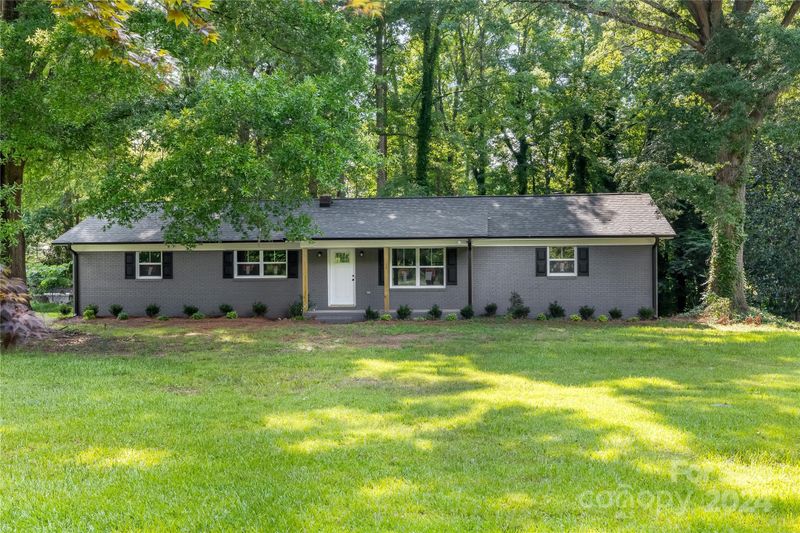 13320 Old Camden Rd, Midland, NC 28107