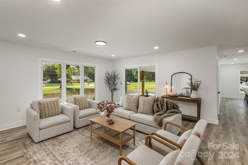5303 Hickory Grove Rd, Stanley, NC 28164