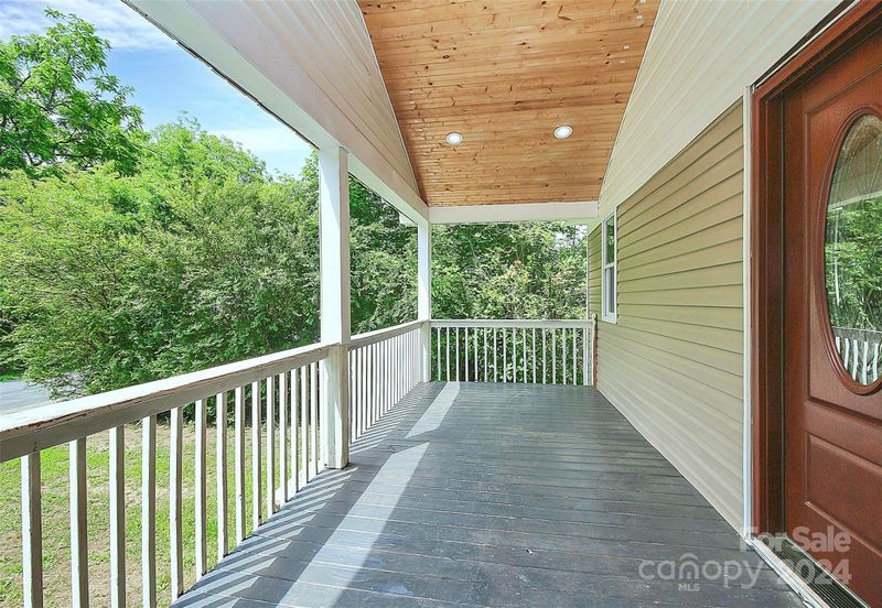 1108 N Walnut St, Kannapolis, NC 28081