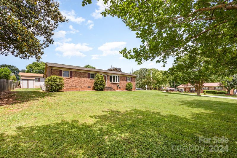 817 Freedom Mill Rd, Gastonia, NC 28052