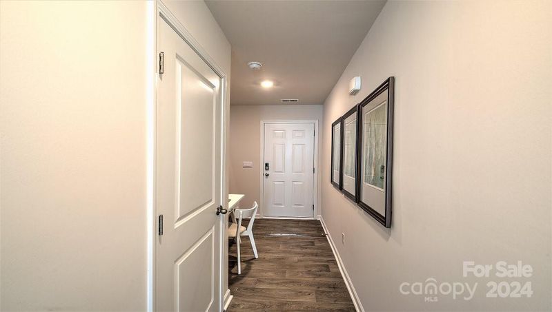 5030 Hyrule Dr, Charlotte, NC 28262