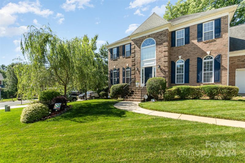 4142 Oakton Ridge Ct, Matthews, NC 28105
