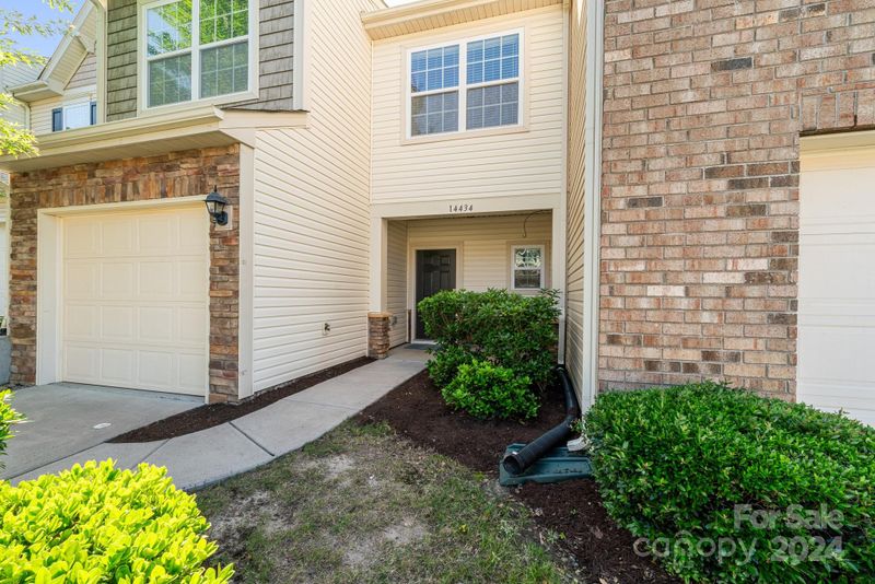 14434 Glendon Hall Ln, Charlotte, NC 28262