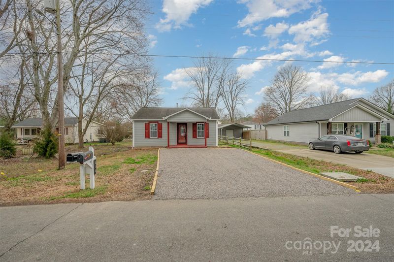 301 Highland Ave SW, Concord, NC 28027