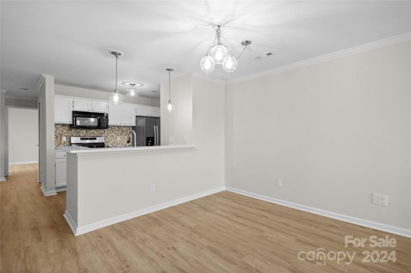 944 Southwest Dr, Davidson, NC 28036