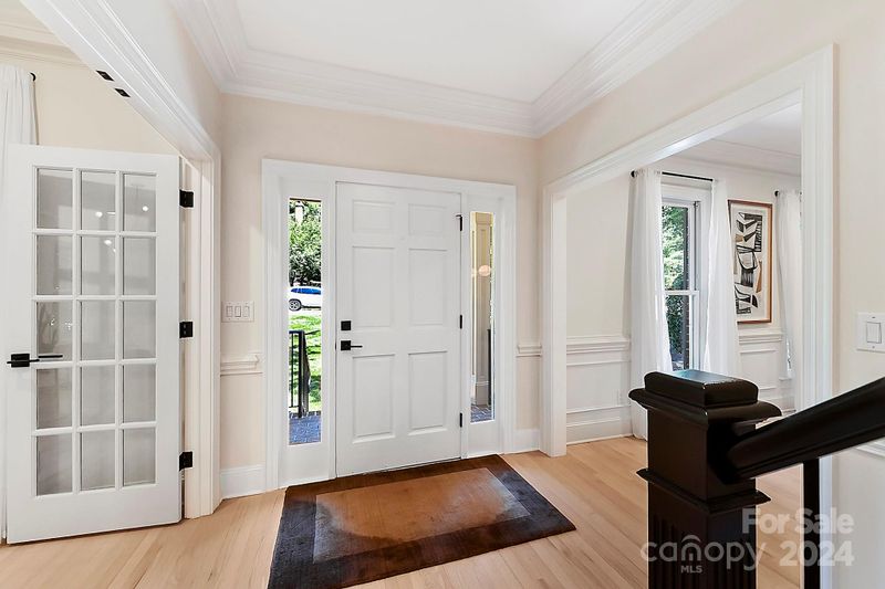 7324 St Clair Dr, Charlotte, NC 28270