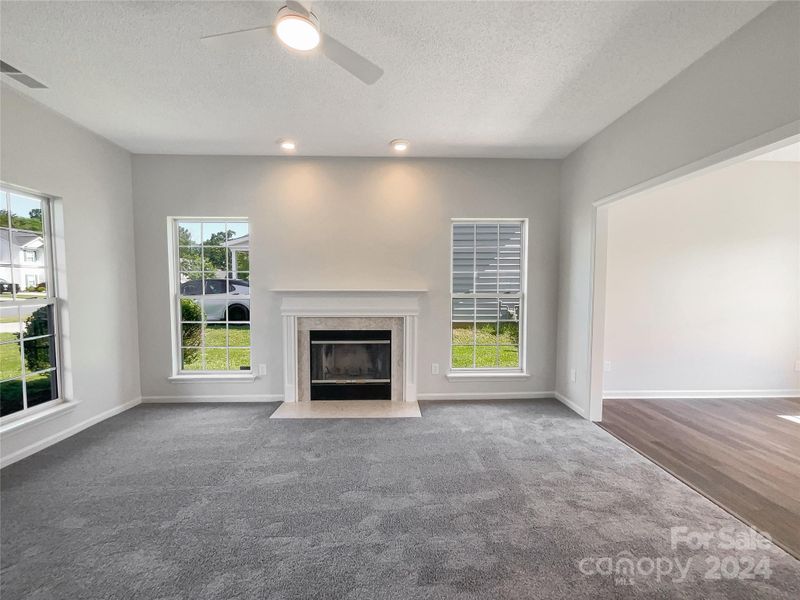 3902 Cedar Hill Dr, Charlotte, NC 28273