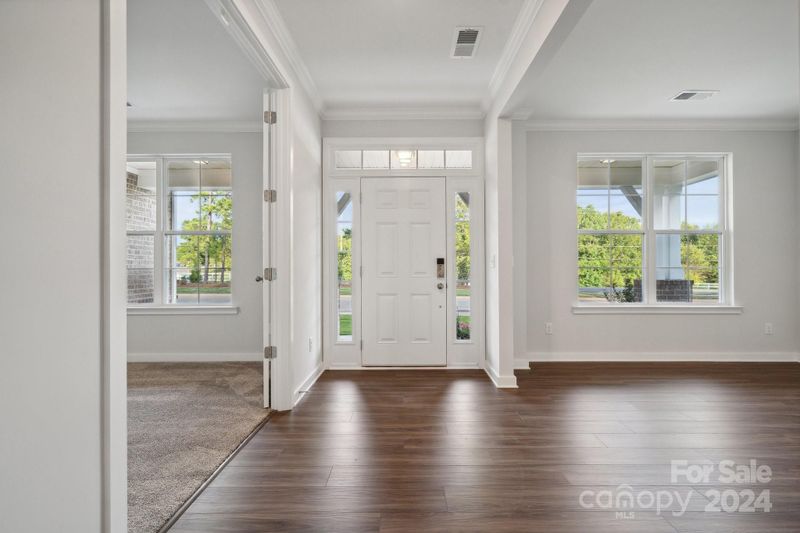 10316 Idlewild Rd, Matthews, NC 28105