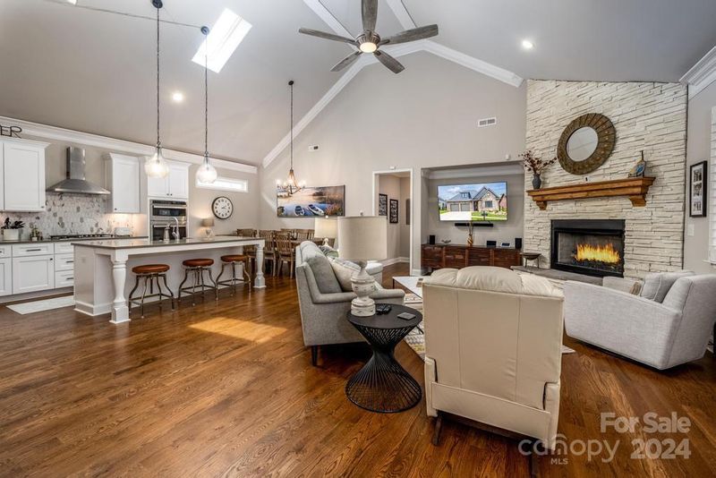 1446 Spring Ridge Ln, Denver, NC 28037