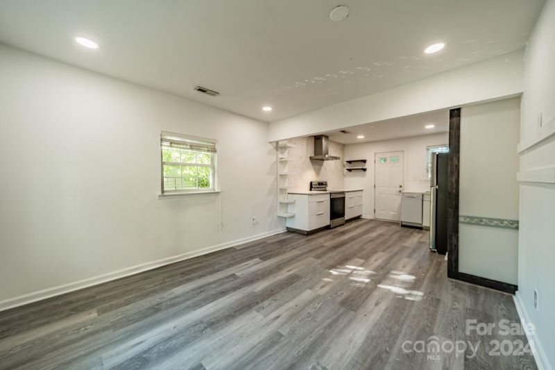 1404 Kennon St, Charlotte, NC 28205