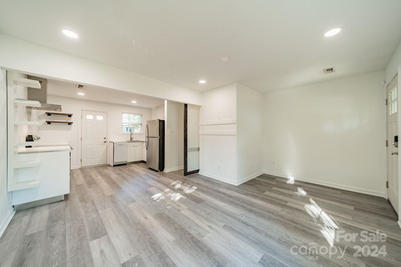 1404 Kennon St, Charlotte, NC 28205