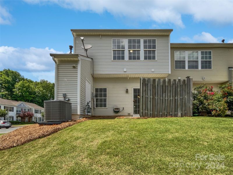 3106 Mannington Dr, Charlotte, NC 28270