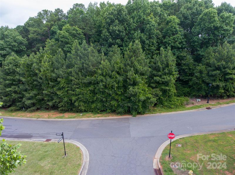 5020 Hermitage Ct, Belmont, NC 28012