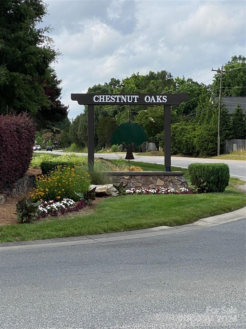 2077 Gable Way Ln, Matthews, NC 28104