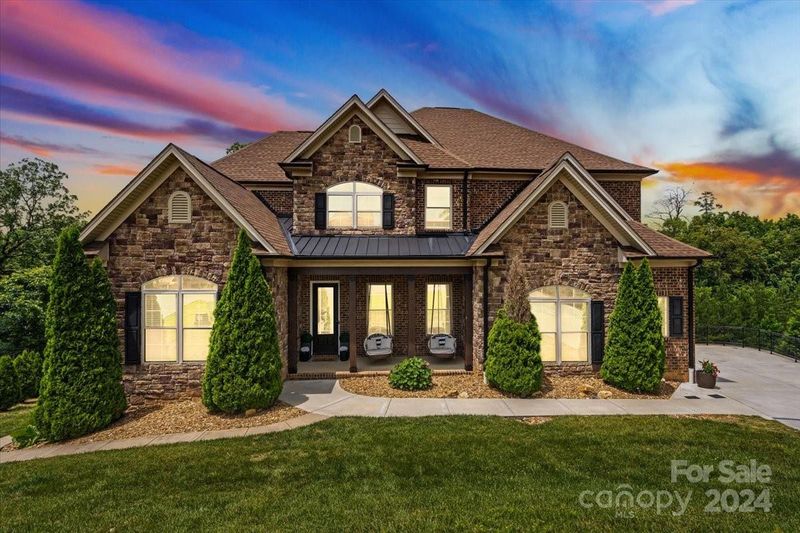 8700 Trevor Ct, Harrisburg, NC 28075