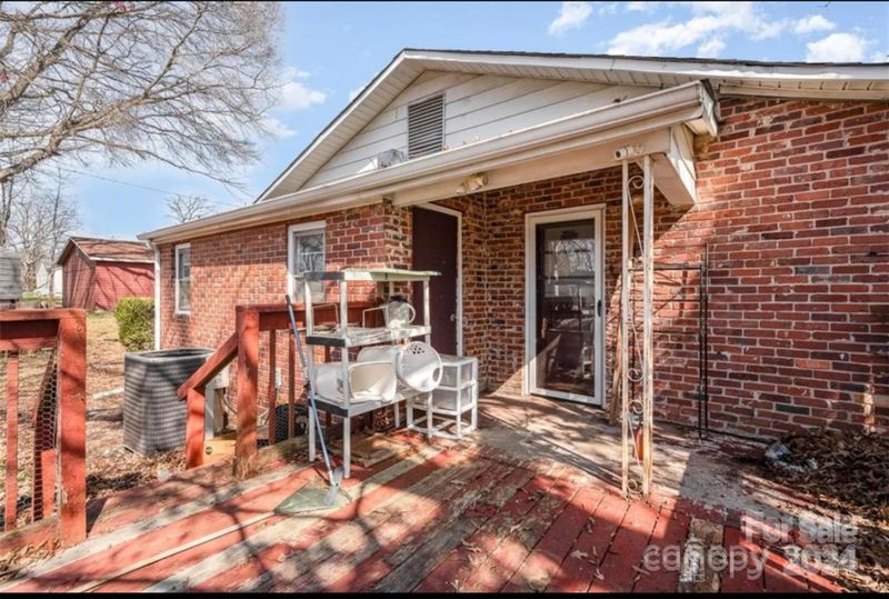 308 S 8th St, Bessemer City, NC 28016
