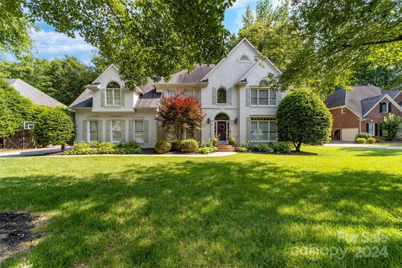 18433 Indian Oaks Ln, Davidson, NC 28036
