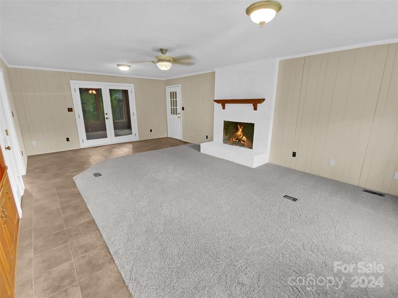 1046 Owen Blvd, Charlotte, NC 28213