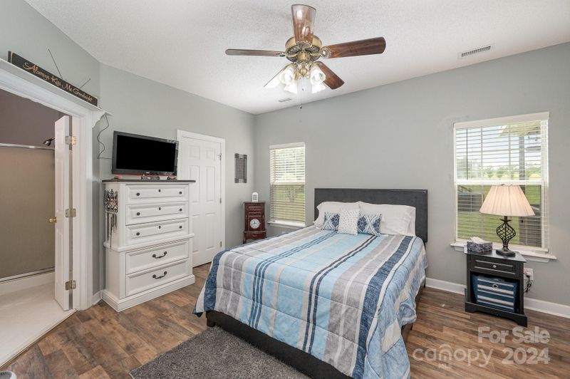 8891 Brandon Cir, Concord, NC 28025
