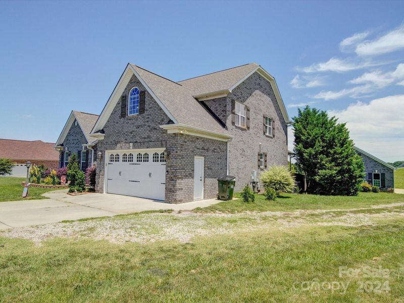 508 Clover Leaf Rd, Marshville, NC 28103