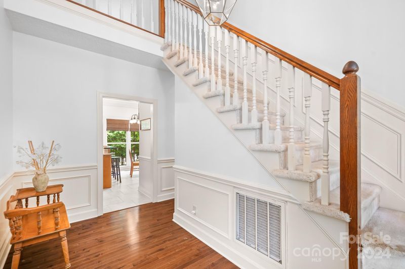 4921 Ridgetop Trl, Charlotte, NC 28215