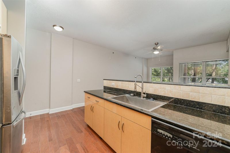 1320 Fillmore Ave #323, Charlotte, NC 28203