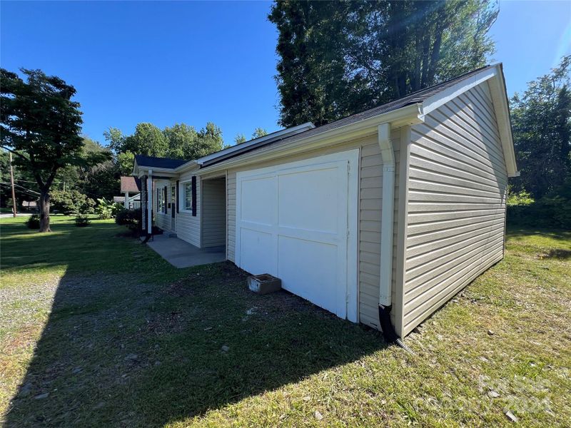 238 32nd St SW, Hickory, NC 28602