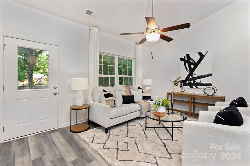 2154 Sunset Blvd, Charlotte, NC 28269
