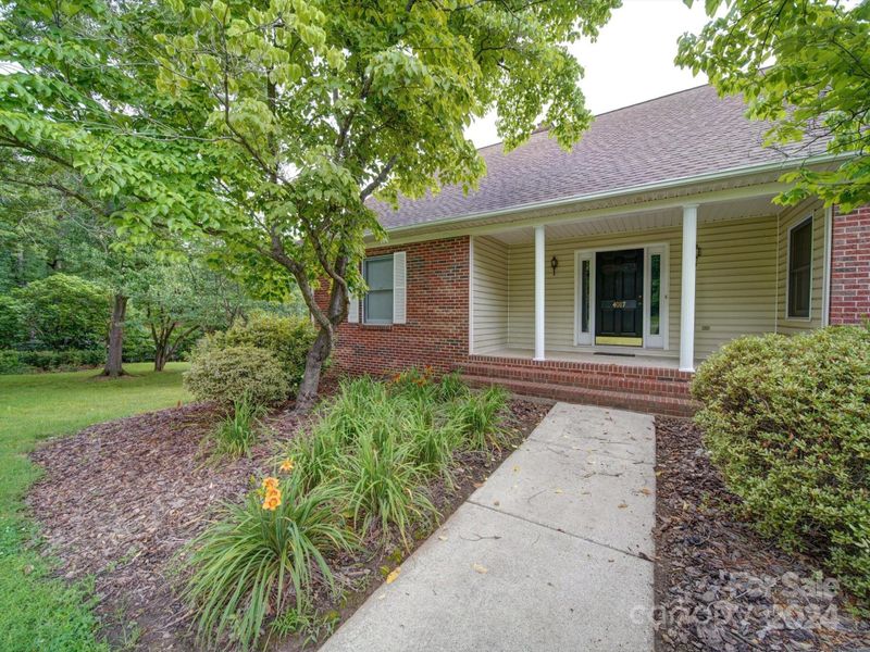 4017 Glen Haven Dr SW, Concord, NC 28027