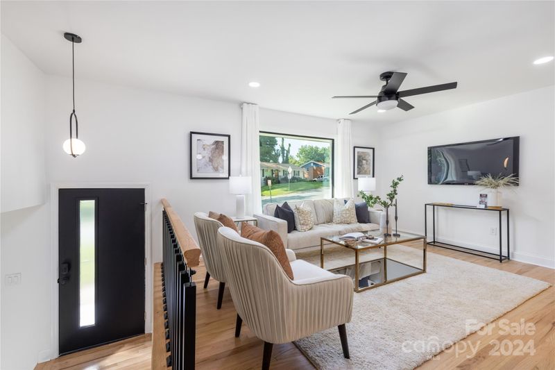 1329 Plumstead Rd, Charlotte, NC 28216