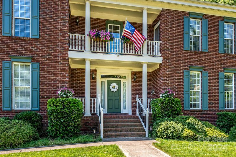 9314 Fairchild Ln, Charlotte, NC 28277