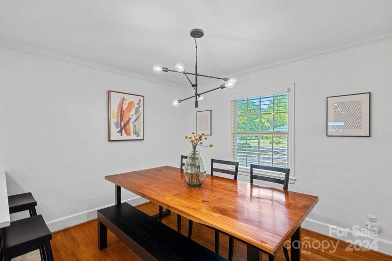 431 Nottingham Dr, Charlotte, NC 28211