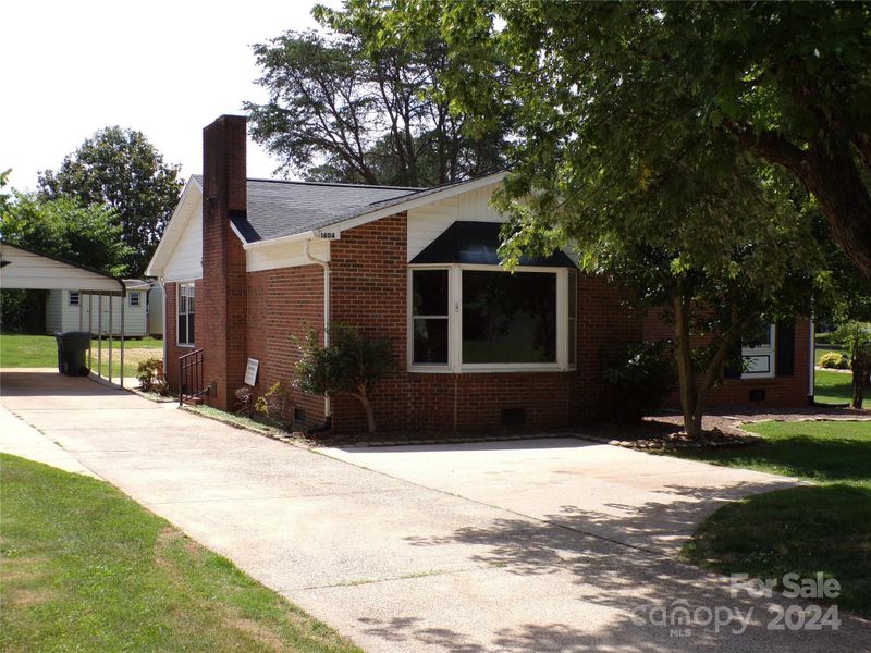 1404 County Home Rd #58, Conover, NC 28613
