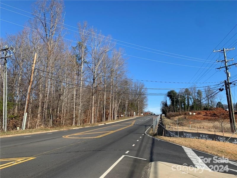 0000 Charlotte Hw, Mooresville, NC 28117