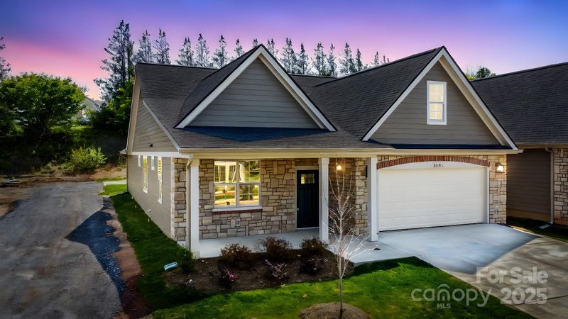 833 A Wynnshire Dr #56, Hickory, NC 28601