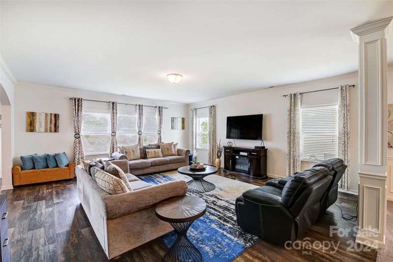 109 Maggie Dr, Mount Holly, NC 28120