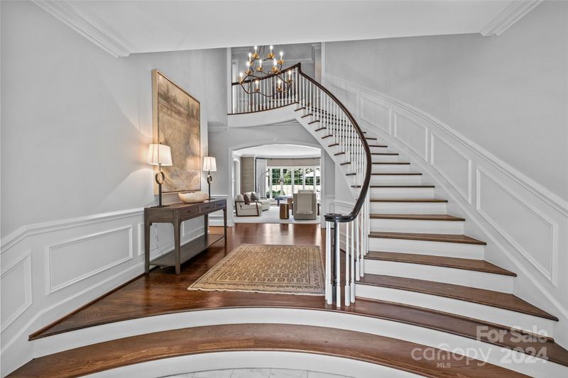 2434 Red Fox Trl, Charlotte, NC 28211