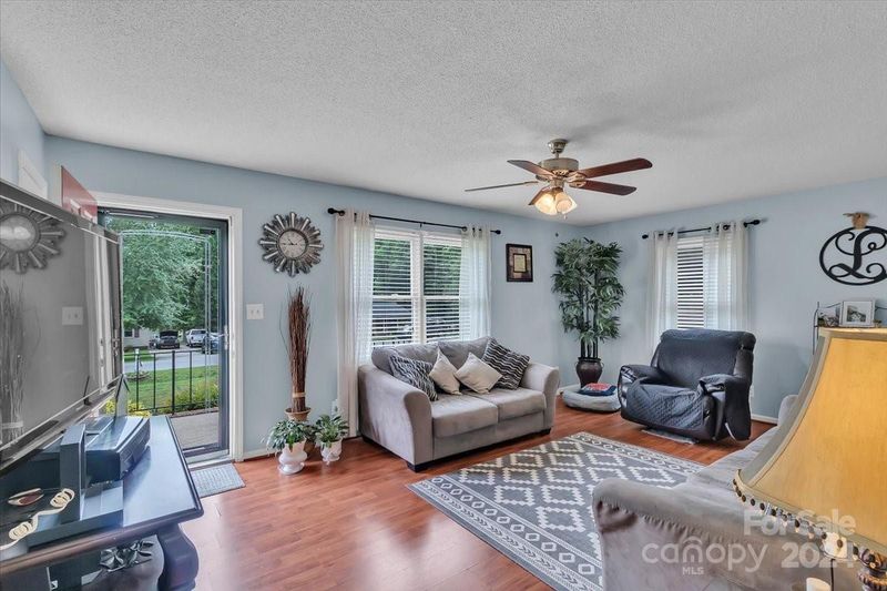 502 W Ormand Ave, Bessemer City, NC 28016