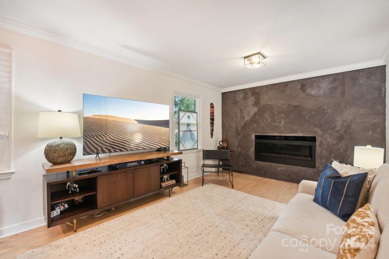 5900 Colchester Pl, Charlotte, NC 28210