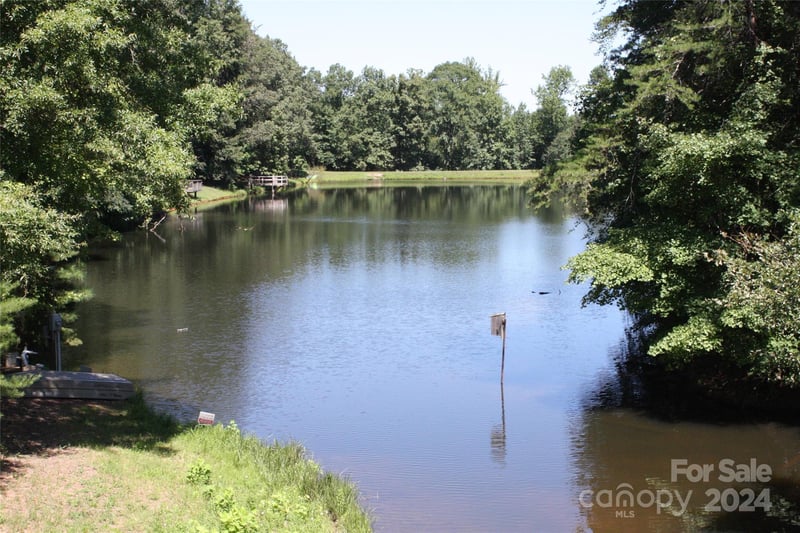 880 Bellegray Rd #19, Clover, SC 29710