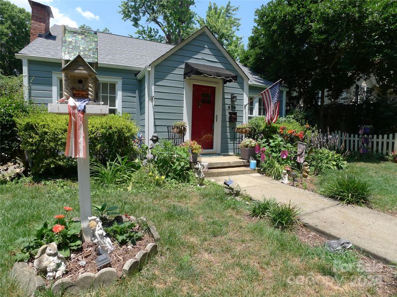 434 Armfield St, Statesville, NC 28677