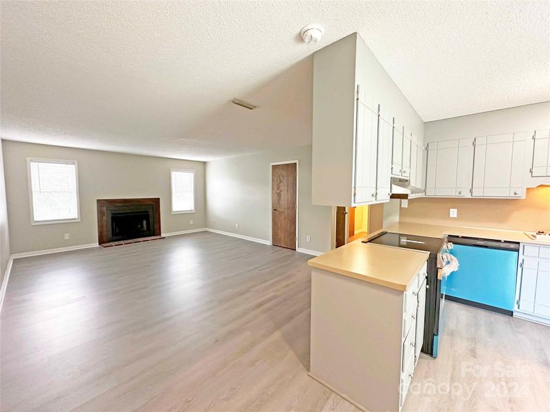 123 23rd St NW #G, Hickory, NC 28601