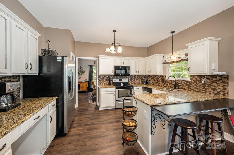7510 Trotter Rd, Charlotte, NC 28216