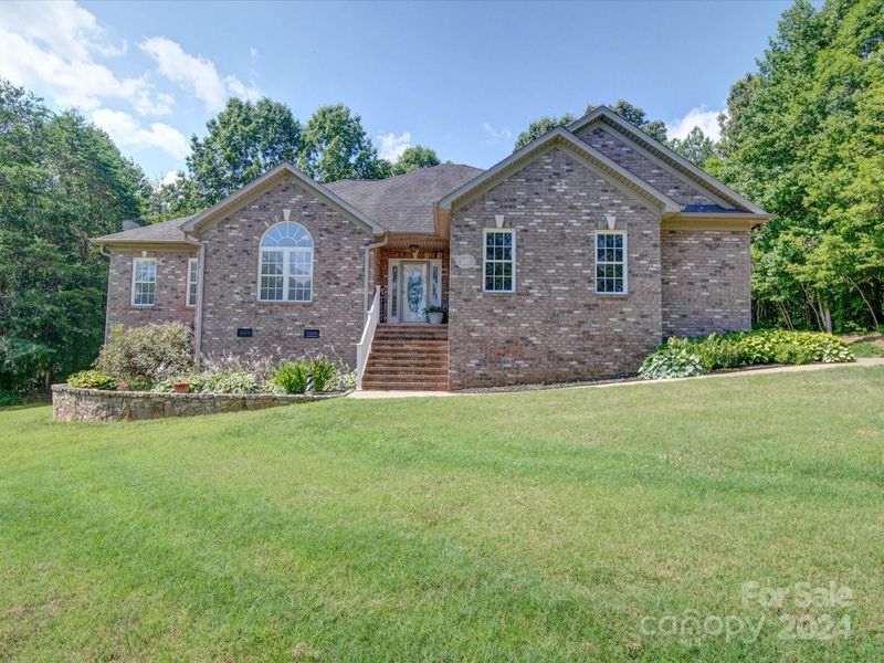 3927 Linwood Rd, Gastonia, NC 28052