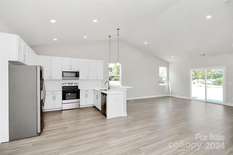1414 Azalea Ave, Kannapolis, NC 28081