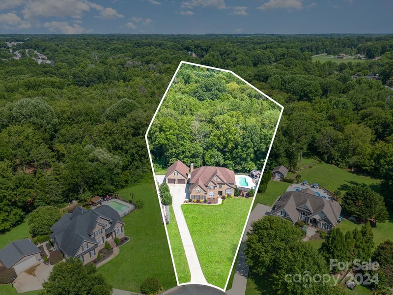2070 Applebrook Dr, Monroe, NC 28110
